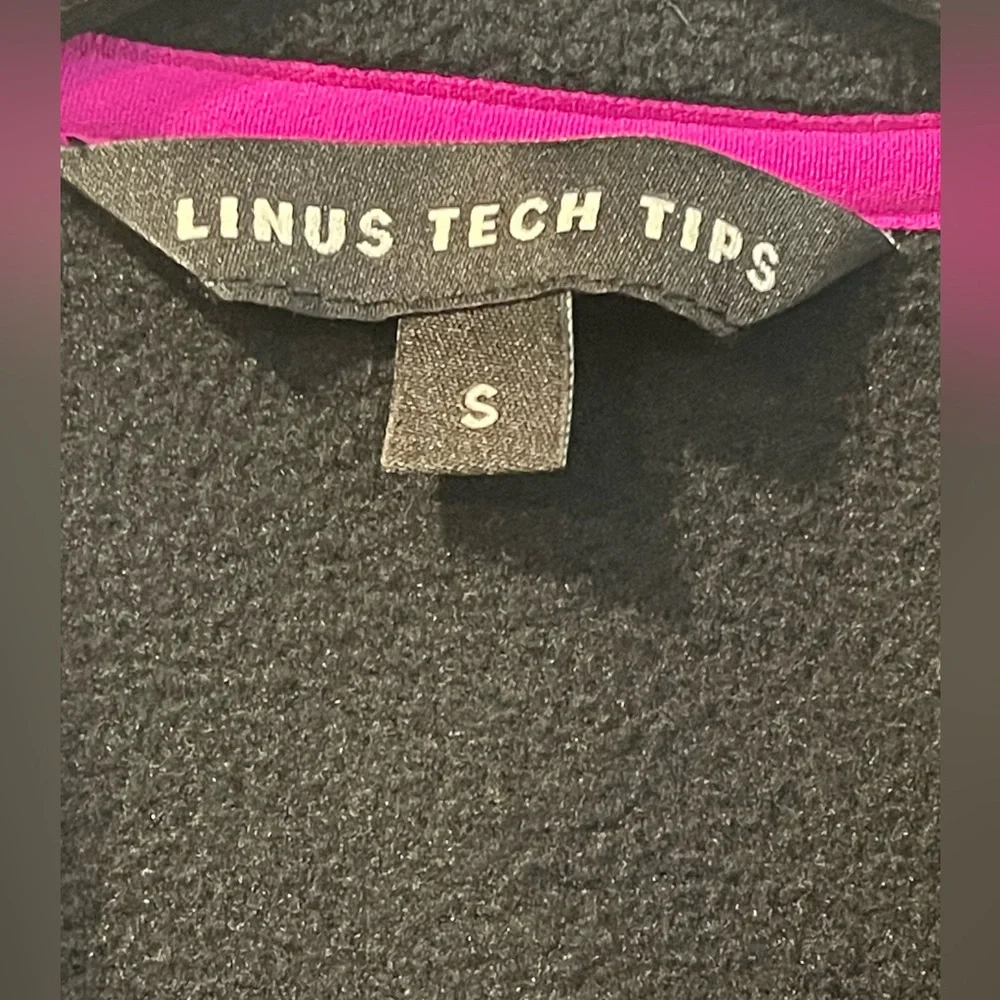Linus Tech Tips Retro Polar color block zip fleece size small throwback - Picture 8 of 11